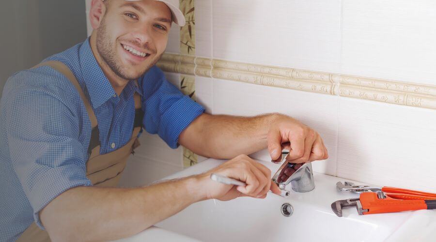 Expert burst pipe repair services in Bledsoe, KY